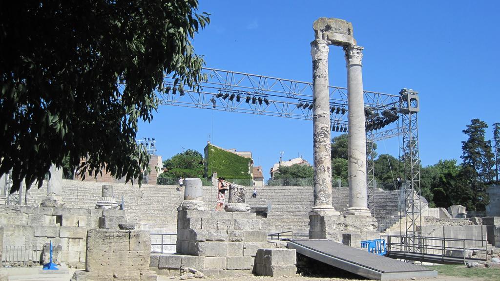 דירות ארל Le Nid Des Arenes מראה חיצוני תמונה